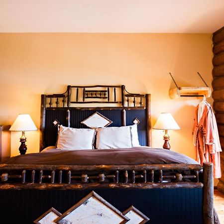 Bar N Ranch Villa West Yellowstone Bagian luar foto
